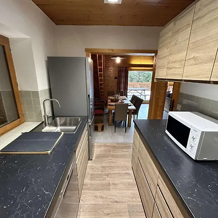 Chalet Familial 10 Pieces A Meribel, Proche Des Pistes, Avec Cheminee Et Terrasse, 12 Personnes - Fr-1-180-625 Les Allues